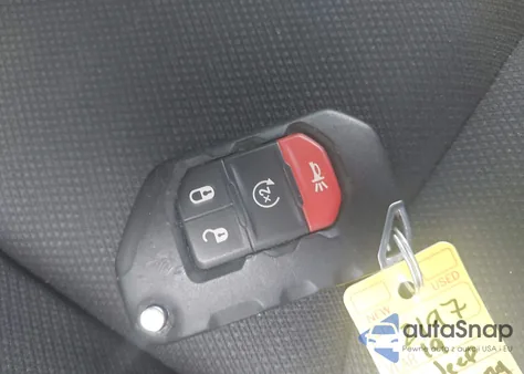 2019 Jeep Wrangler Unlimited Sahara 4X4 z USA, uszkodzony, nr VIN 1C4HJXEG7KW602196